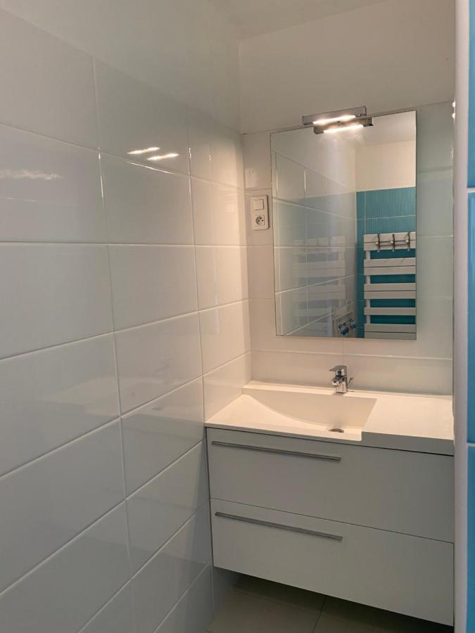 Appart 2ème ligne vue mer, 2 chambres, clim, internet, parking Palavas-les-Flots Extérieur photo